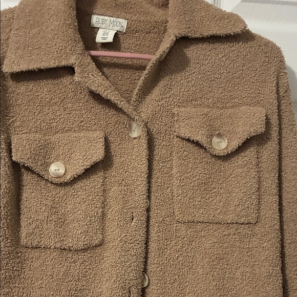 Ruby Moon Shacket with pockets - Picture 3 of 8